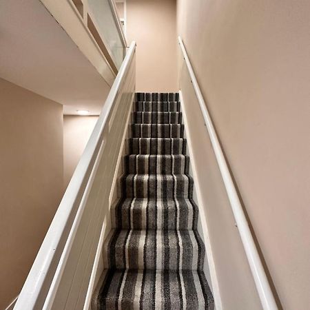 Canary Wharf Single Double And En-Suite Rooms Londra Dış mekan fotoğraf