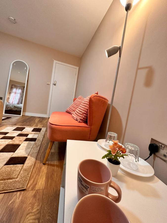 Canary Wharf Single Double And En-Suite Rooms Londra Dış mekan fotoğraf