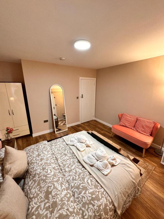 Canary Wharf Single Double And En-Suite Rooms Londra Dış mekan fotoğraf